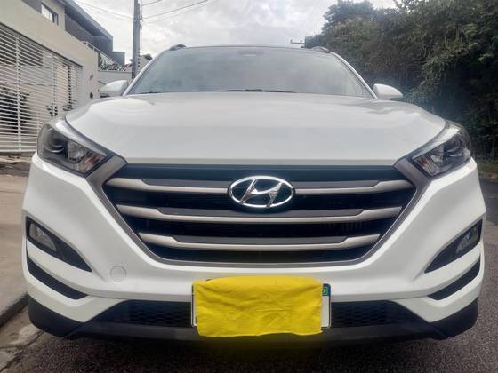 HYUNDAI TUCSON 1.6 16V T-GDI GASOLINA GLS ECOSHIFT HYUNDAI TUCSON 1.6 16V T-GDI GASOLINA GLS ECOSHIFT